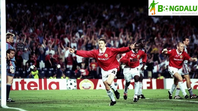Trận chung kết Champions League 1999 giữa Manchester United và Bayern Munich