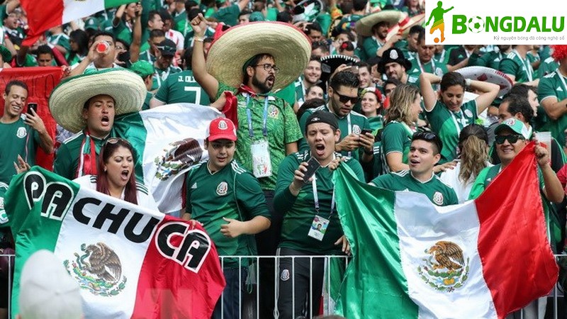 Sự đam mê và yêu thích bóng đá của người dân Mexico